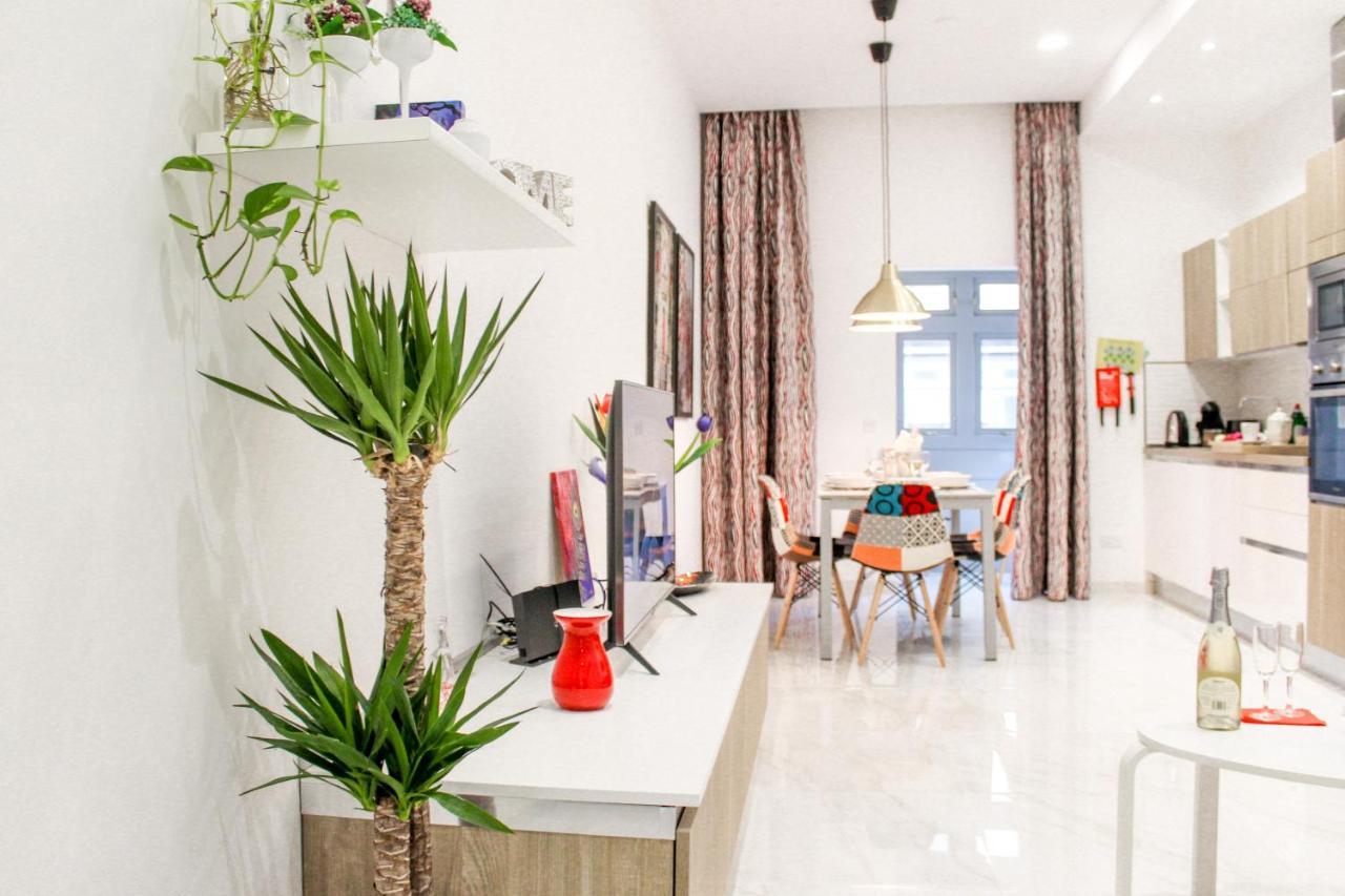 Qliving Central New Apartments Gzira Sliema Promenade Exterior foto